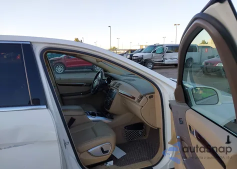 2006 Mercedes-Benz R 350 4Matic z USA, uszkodzony, nr VIN 4JGCB65E26A010042